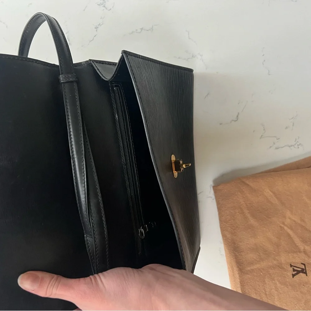 Louis Vuitton vintage Black Women's shoulder bag - Picture 6 of 8